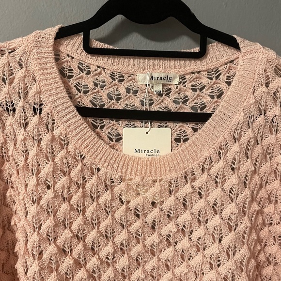 NWT Miracle Open Knit Boxy Pink Crew Neck Sweater. Size S/M - Picture 3 of 8